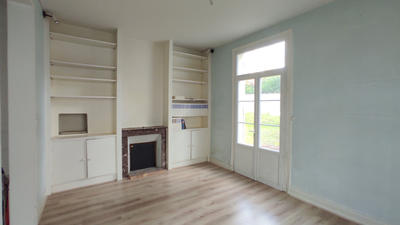 Maison - 196 m² - 7 pièces