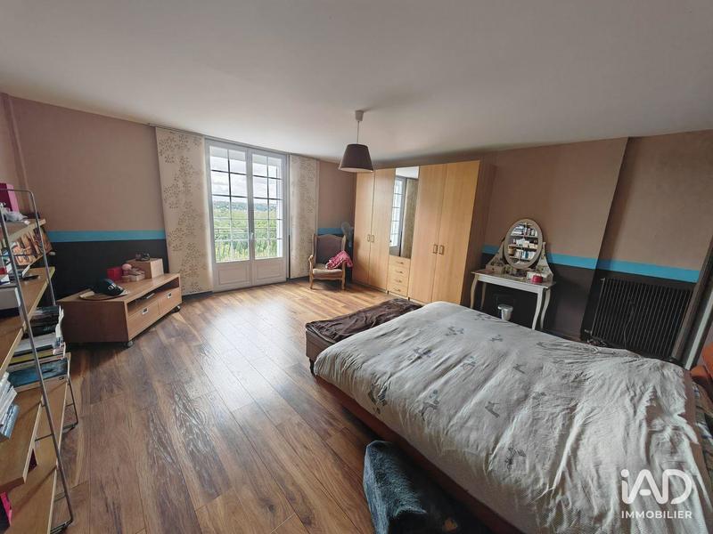 Maison - 700 m² - 23 pièces