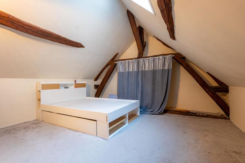 Maison - 99 m² - 5 pièces
