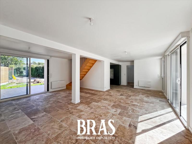 Moulin - 122 m² - 5 pièces