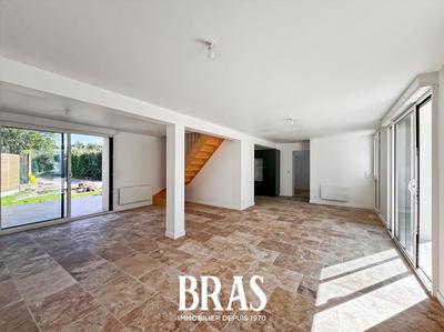 Moulin - 122 m² - 5 pièces