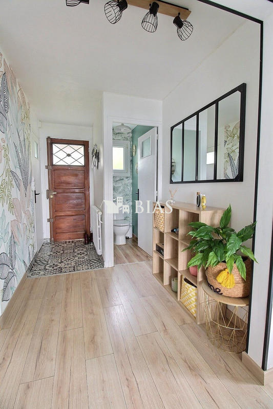 Maison - 92 m² - 5 pièces