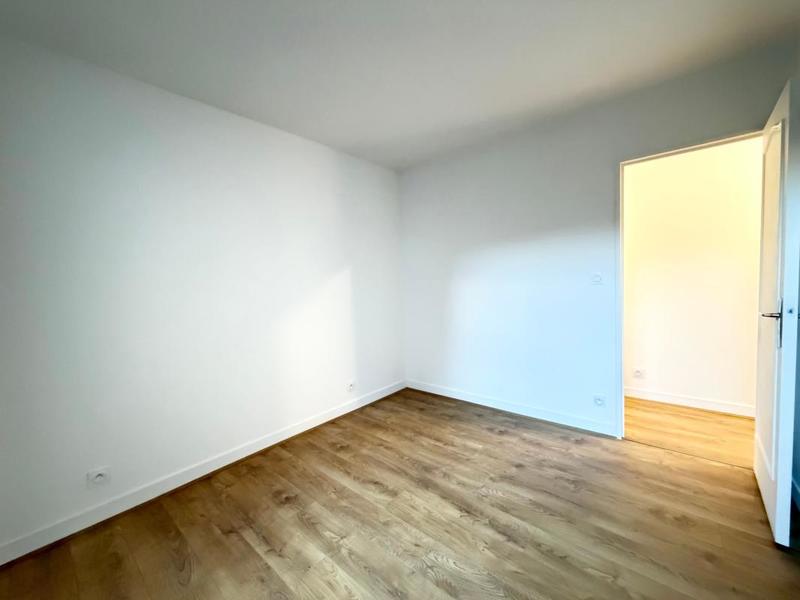 Appartement - 94 m² - 4 pièces