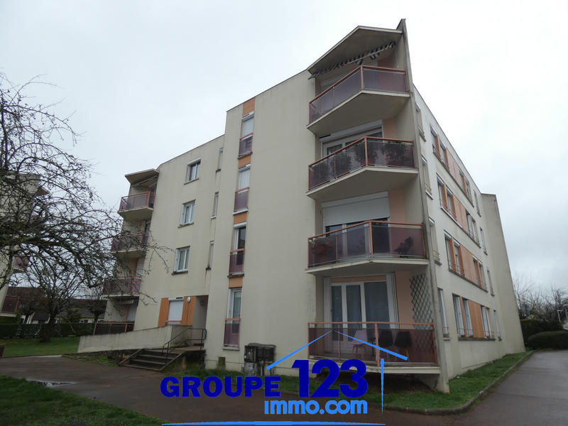 Appartement - 80 m² - 4 pièces