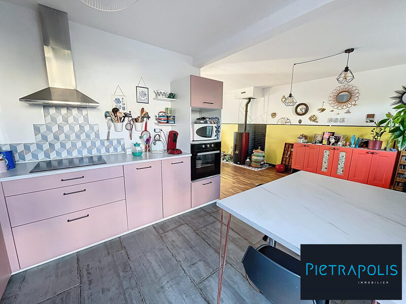 Maison - 101 m² - 4 pièces