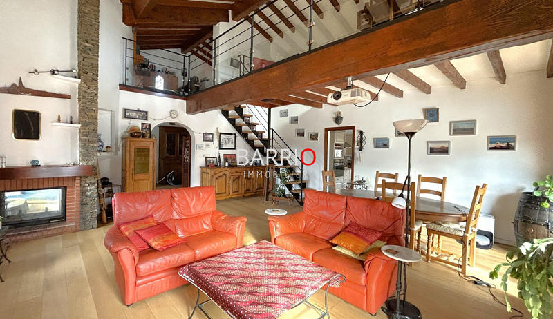 Villa - 226 m² - 8 pièces