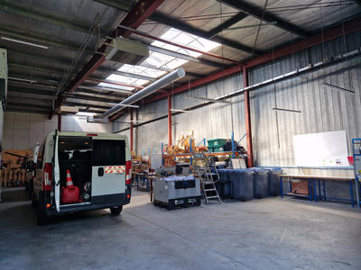 Bureau - 400 m² - 5 pièces