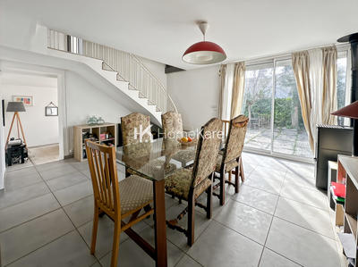 Maison - 101 m² - 7 pièces