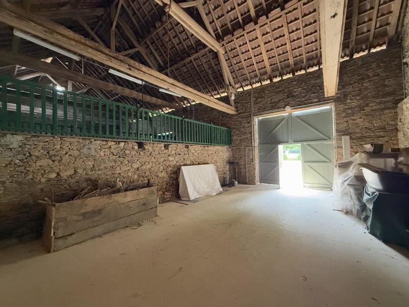 Maison - 243 m² - 6 pièces