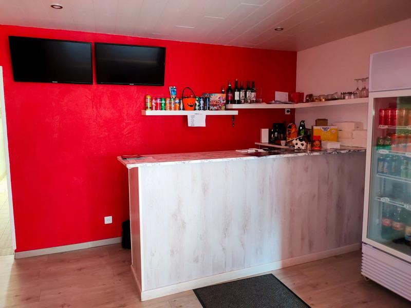 Local commercial - 70 m² - 3 pièces