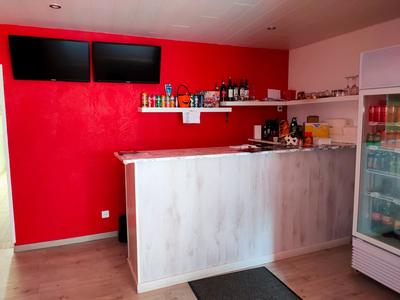 Local commercial - 70 m² - 3 pièces