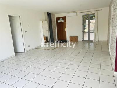 Maison - 98 m² - 4 pièces