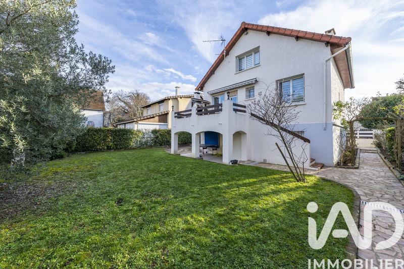 Maison - 110 m² - 5 pièces