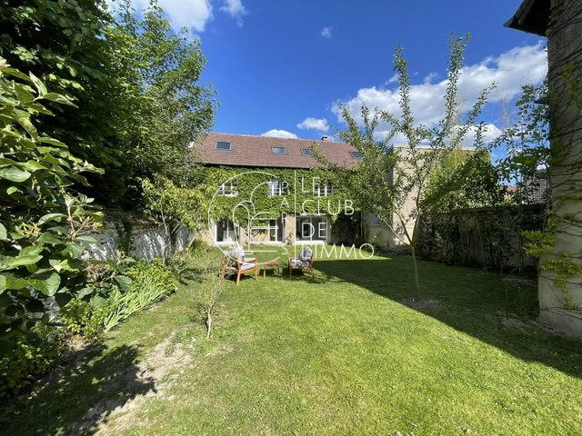 Maison ancienne - 278 m² - 6 pièces