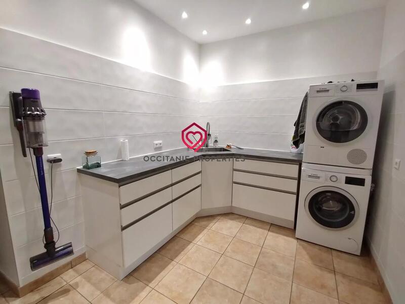 Demeure - 312 m² - 9 pièces