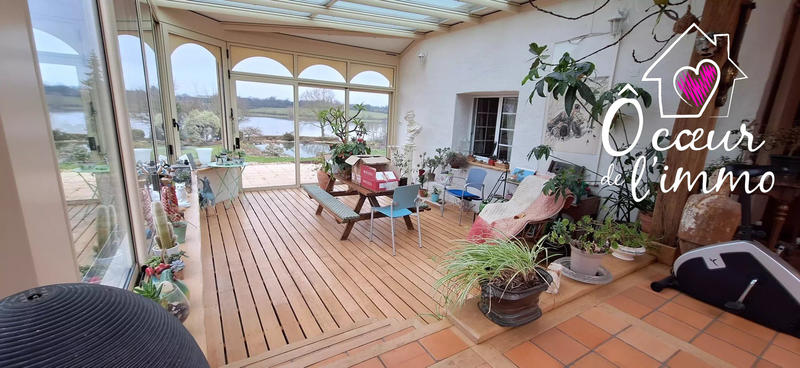 Maison - 309 m² - 9 pièces