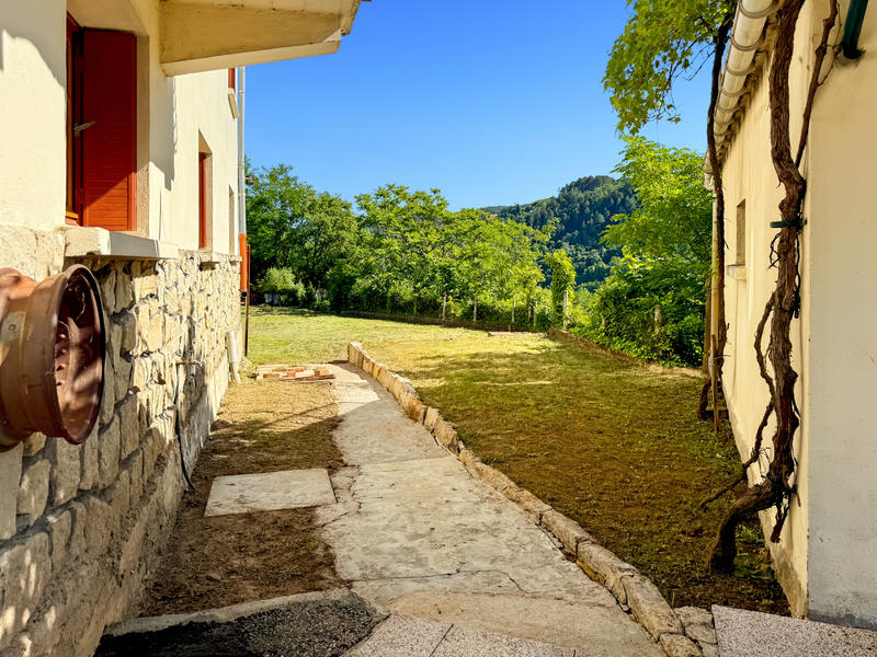 Maison - 82 m² - 4 pièces