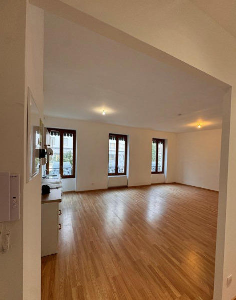 Appartement - 79 m² - 4 pièces