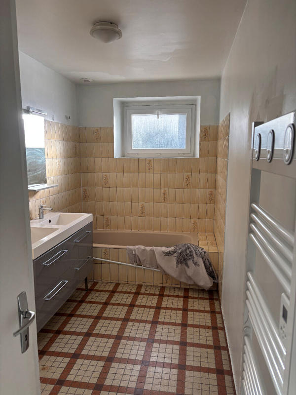 Maison - 106 m² - 4 pièces