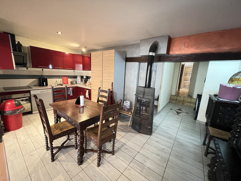 Maison - 244 m² - 10 pièces