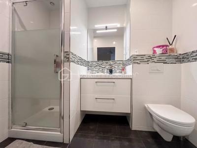 Maison - 85 m² - 5 pièces