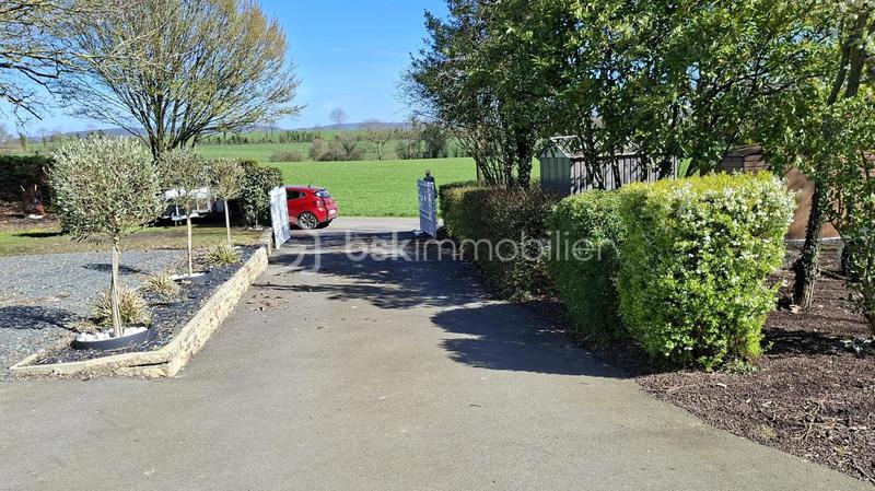 Maison en pierre - 145 m² - 8 pièces