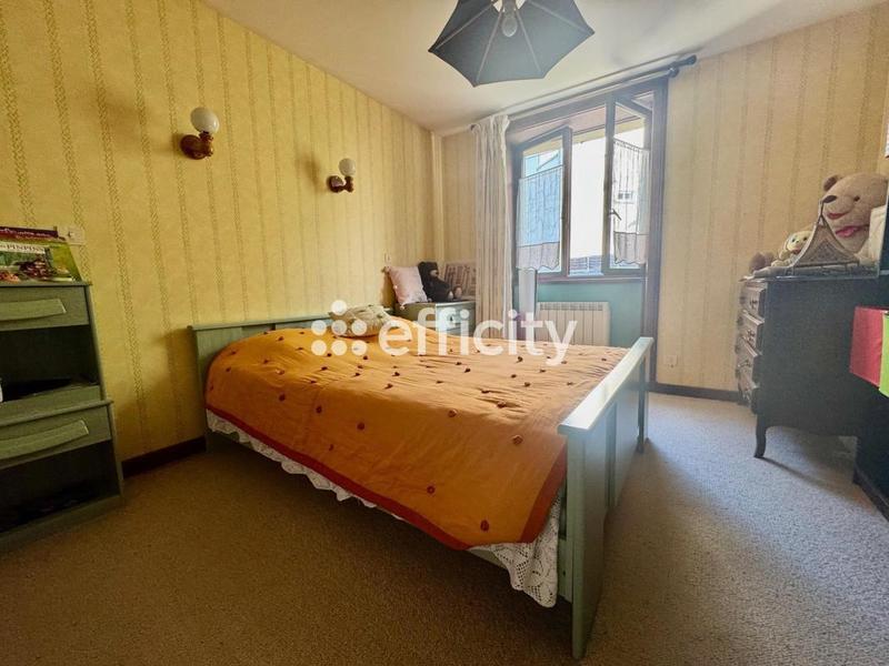 Maison - 176 m² - 7 pièces