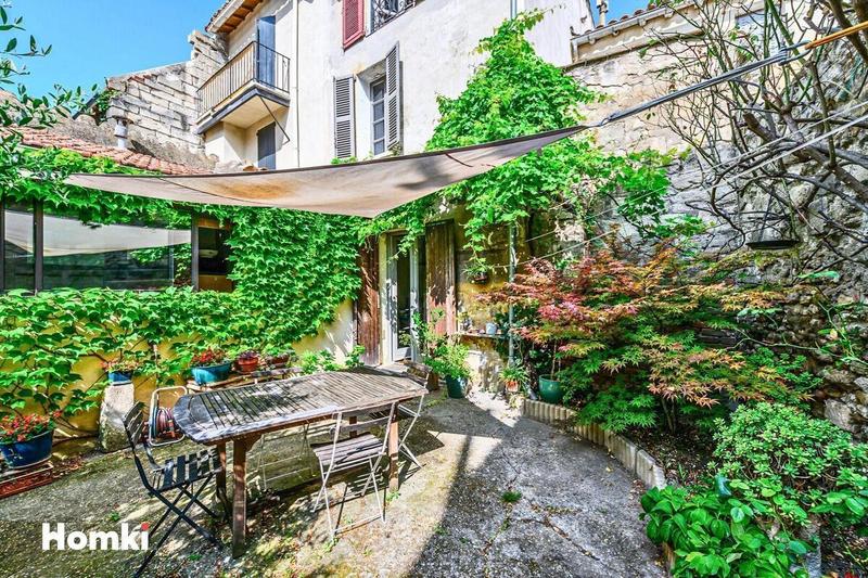 Maison de ville - 130 m² - 6 pièces