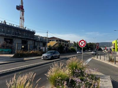 Local commercial - 91 m²