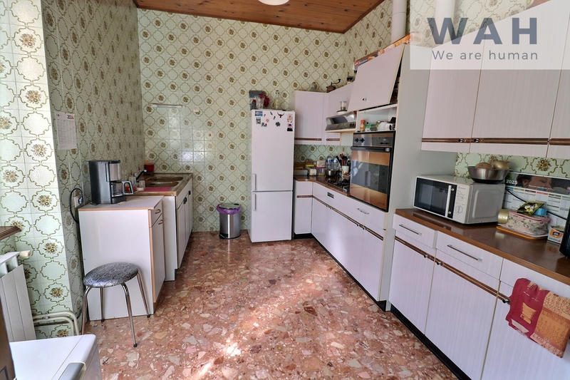 Appartement - 181 m² - 7 pièces