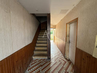 Appartement - 80 m² - 3 pièces