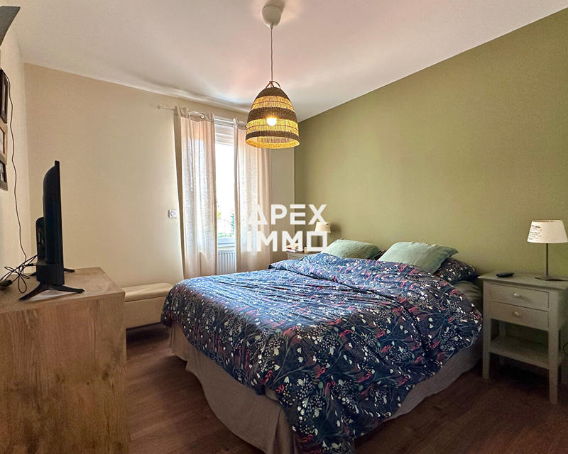 Maison - 98 m² - 4 pièces