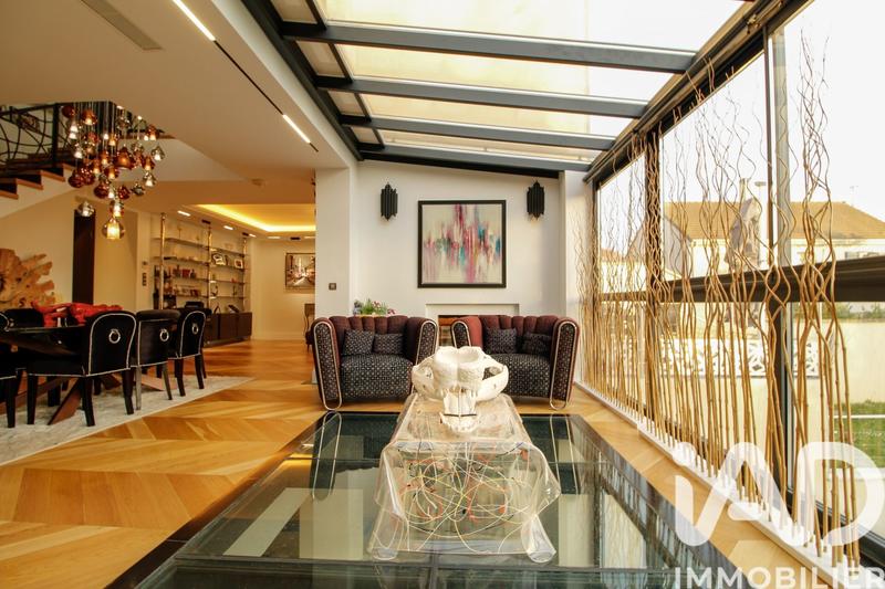 Maison de maîtres - 403 m² - 9 pièces