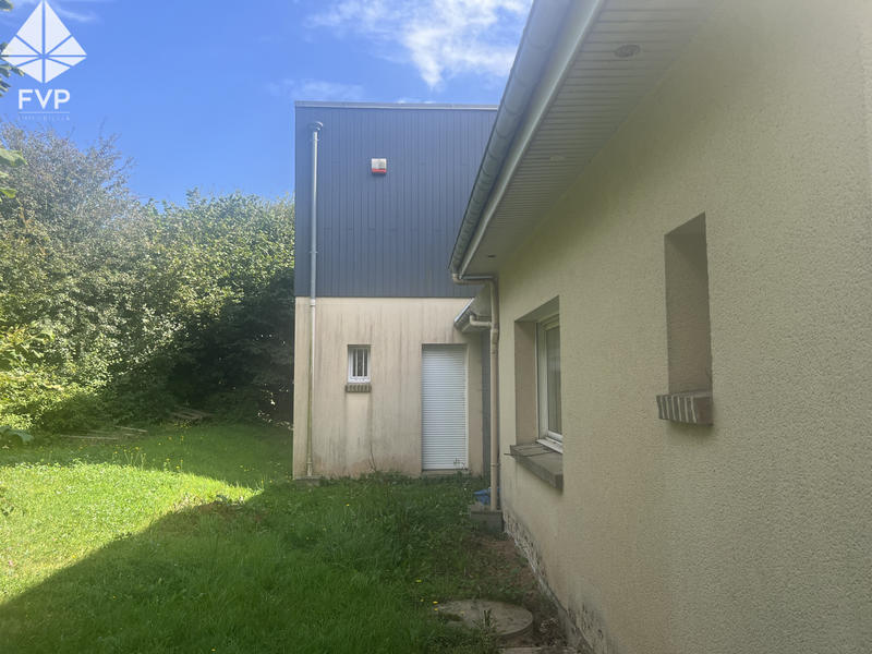 Maison de village - 316 m² - 11 pièces