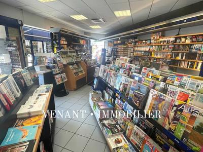 Fonds de commerce - Magasins - 92 m²