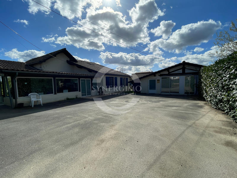 Local commercial - 270 m²