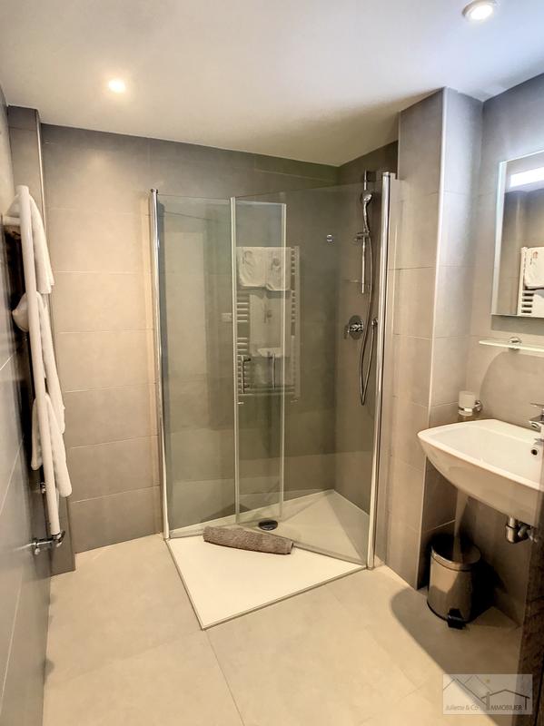 Duplex - 102 m² - 4 pièces