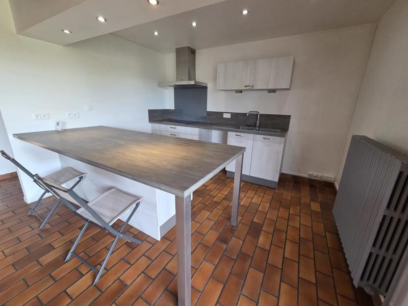 Appartement - 95 m² - 5 pièces