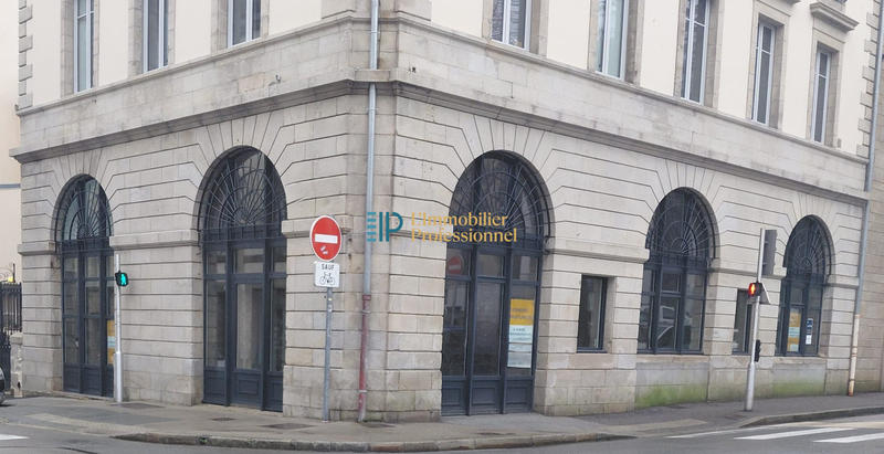 Local commercial - 114 m²