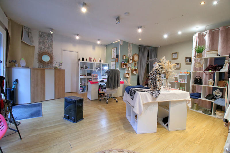 Local d'activités - 73 m² - 4 pièces