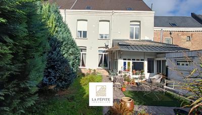 Maison - 174 m² - 5 pièces