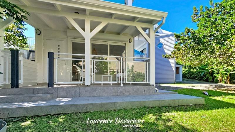 Villa - 237 m² - 7 pièces