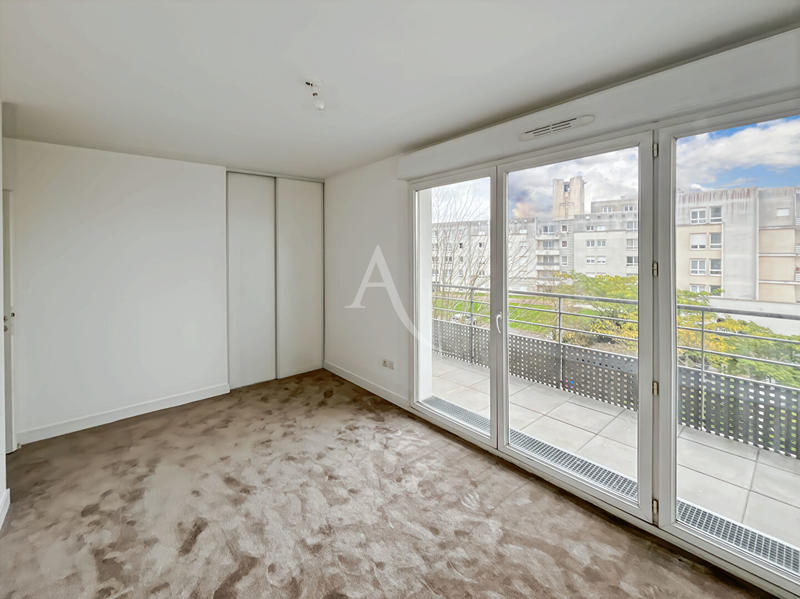Appartement - 89 m² - 5 pièces