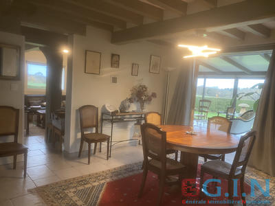 Maison - 159 m² - 6 pièces