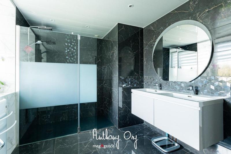 Maison de campagne - 258 m² - 9 pièces