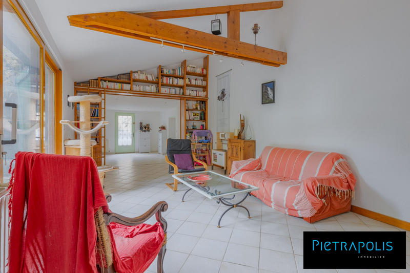 Maison - 186 m² - 7 pièces