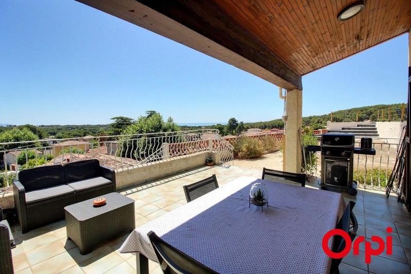 Villa - 184 m² - 6 pièces