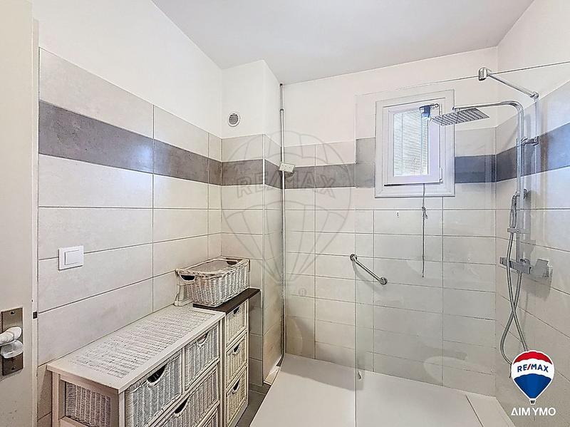 Appartement - 77 m² - 3 pièces