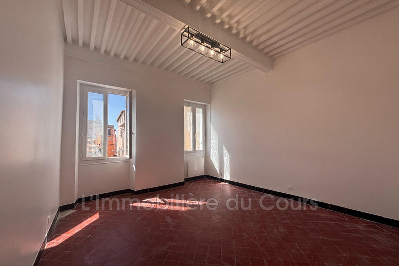 Immeuble - 250 m² - 8 pièces
