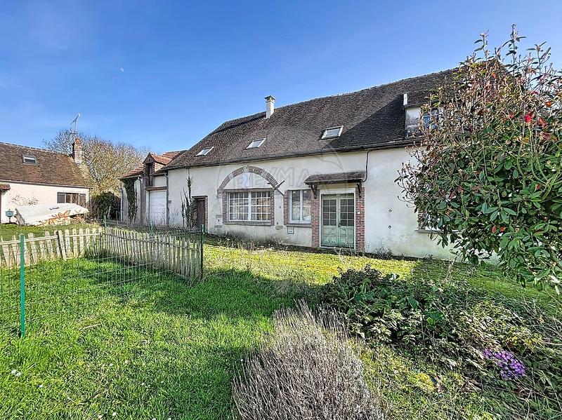 Maison - 96 m² - 4 pièces